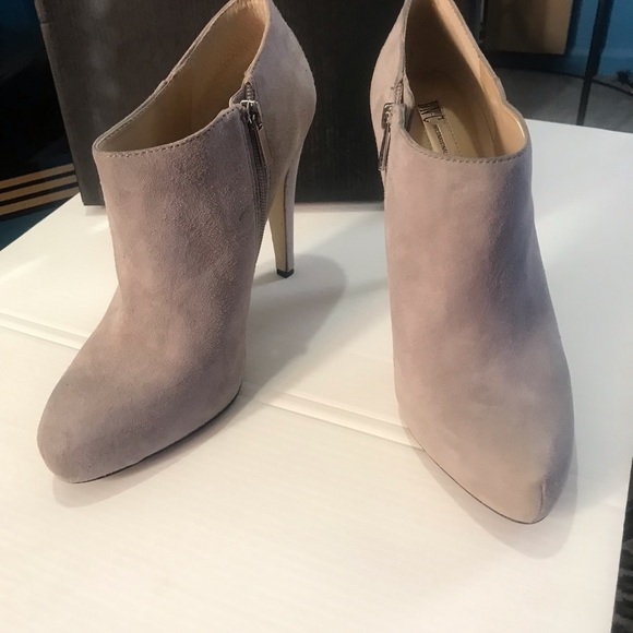 I.N.C Women’s Grey Suede Ankle Booties - Picture 4 of 8